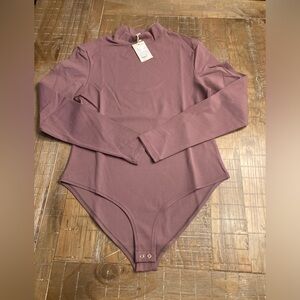 Mauve Women’s Long Sleeve Bodysuit mock turtleneck slimming NWT size L
